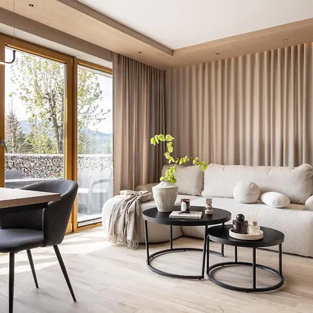 Maksmont - Deluxe Apartaments&spa *