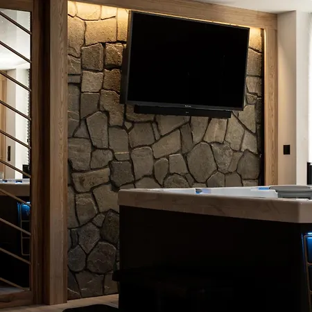 Maksmont - Deluxe Apartaments&spa Appartement *